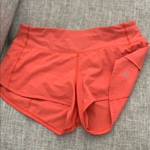 coral size 4 lululemon shorts!